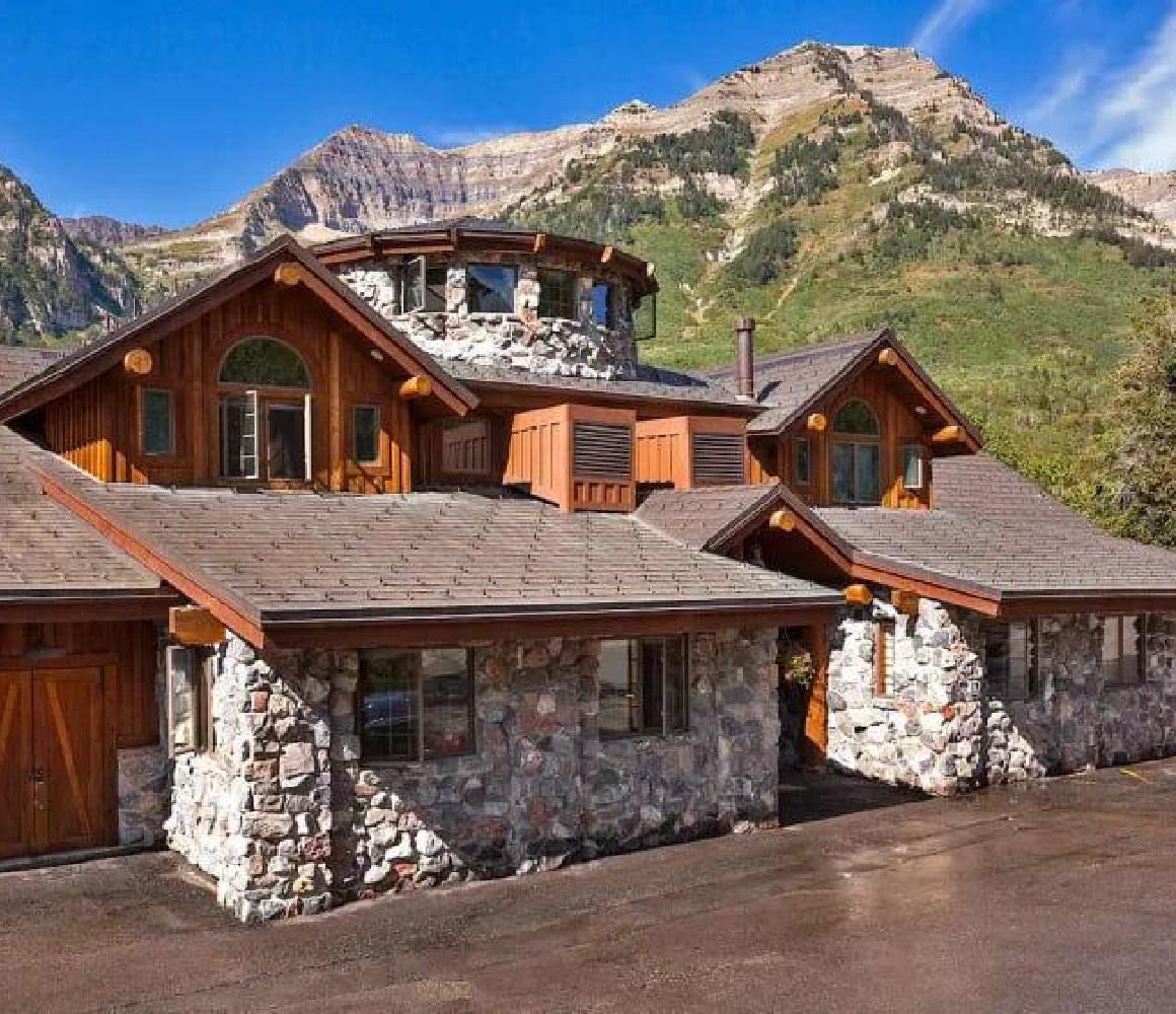 Cirque Lodge, houten en stenen kliniek in de bergen van Utah